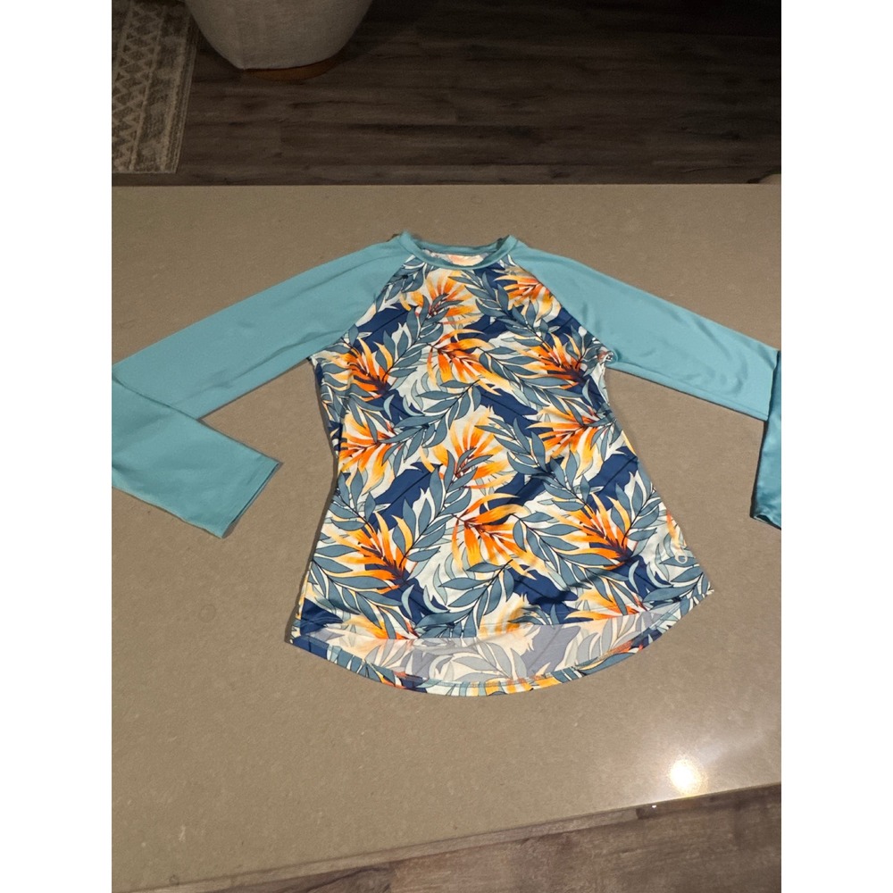The American Outdoorsman Women's Floral Long Sleeve Rash Guard Swim Top Medium‎